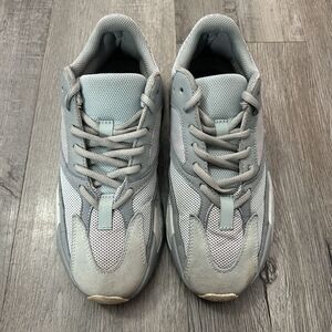 ADIDAS Yeezy Boost 700 Inertia Men's Size US 8 EG7597 w/ Original Box Blue Gray